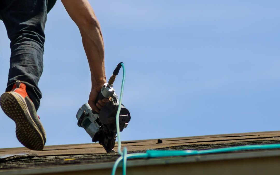 5 Signs It’s Time to Replace Your Roof: A Homeowner’s Checklist